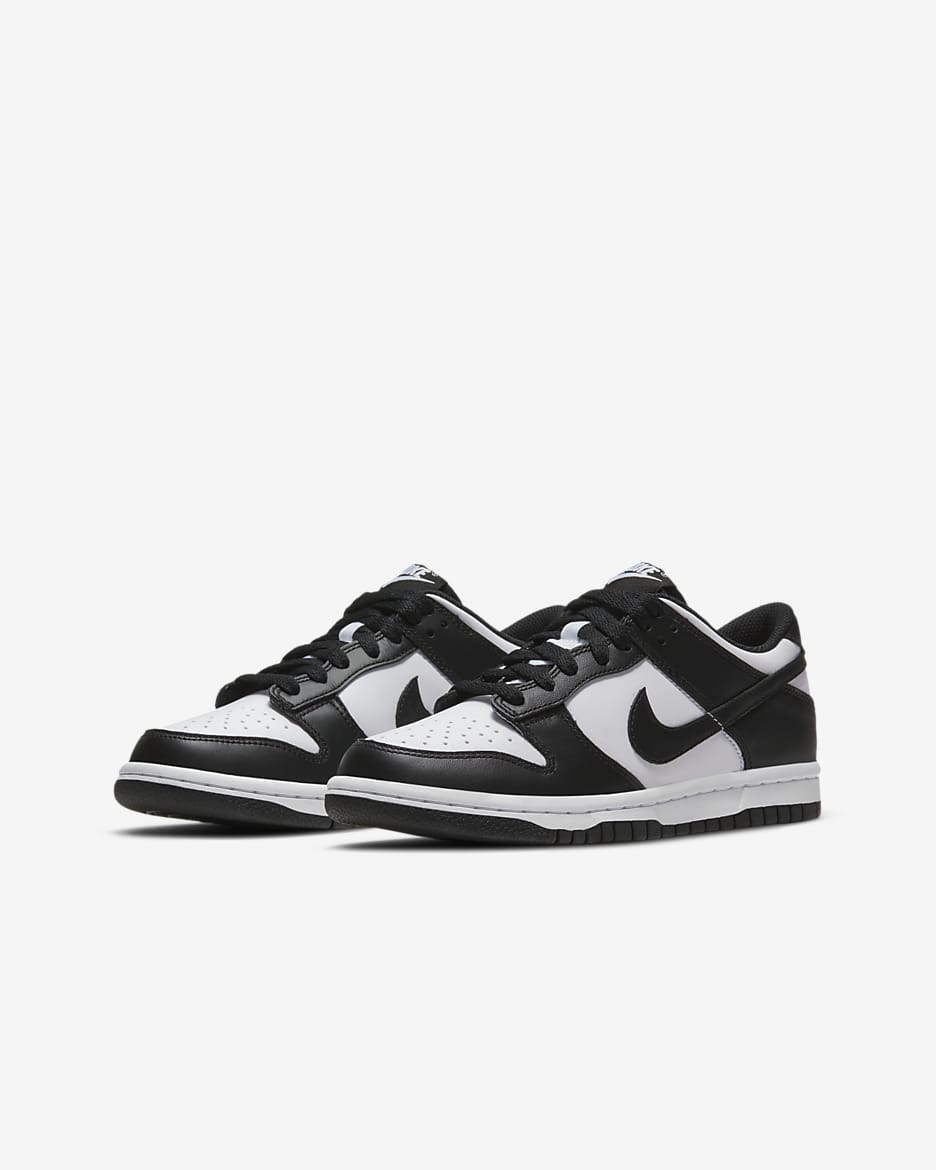 NIKE DUNK LOW