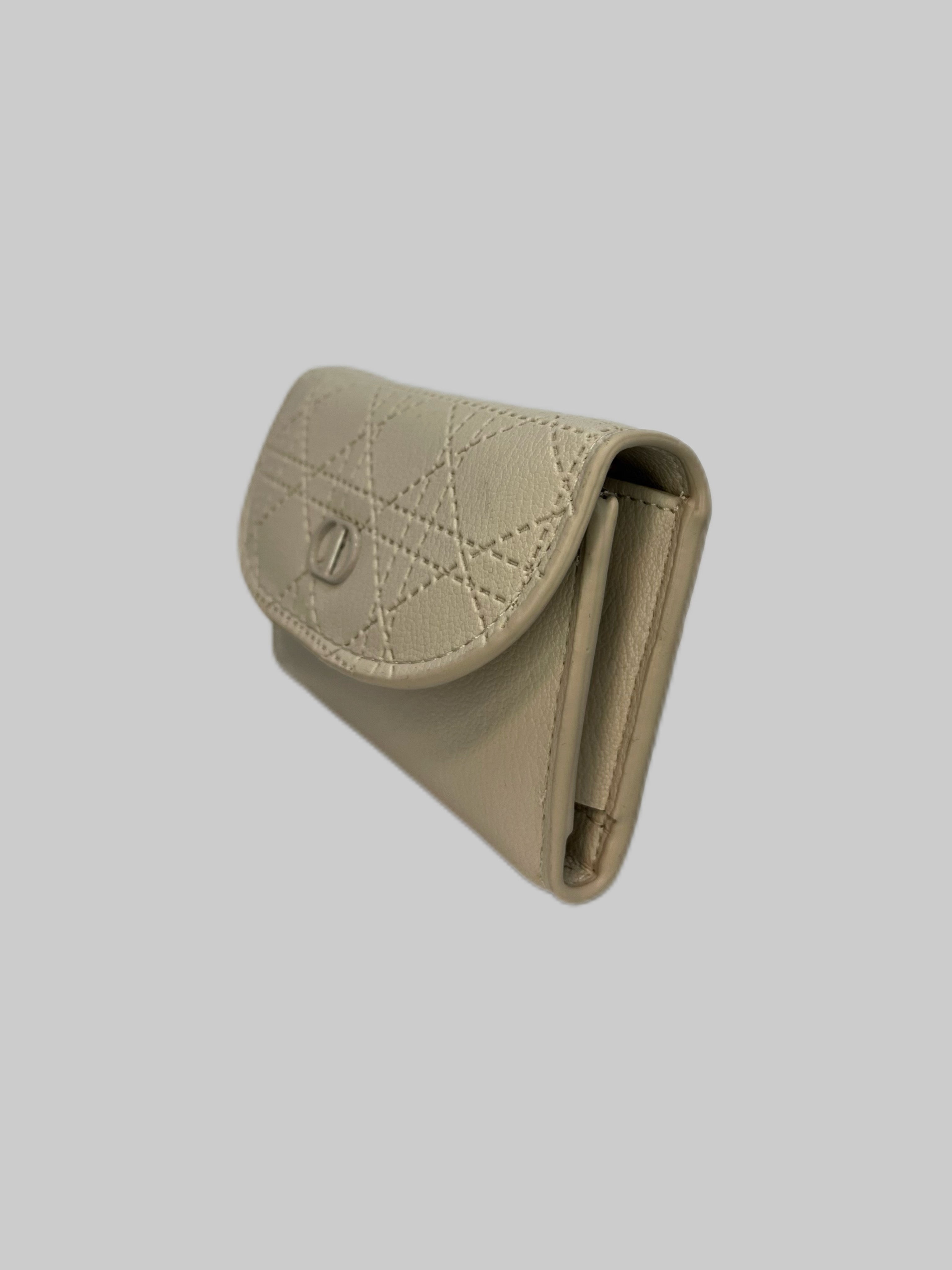 Porta-moedas pequeno Senhora