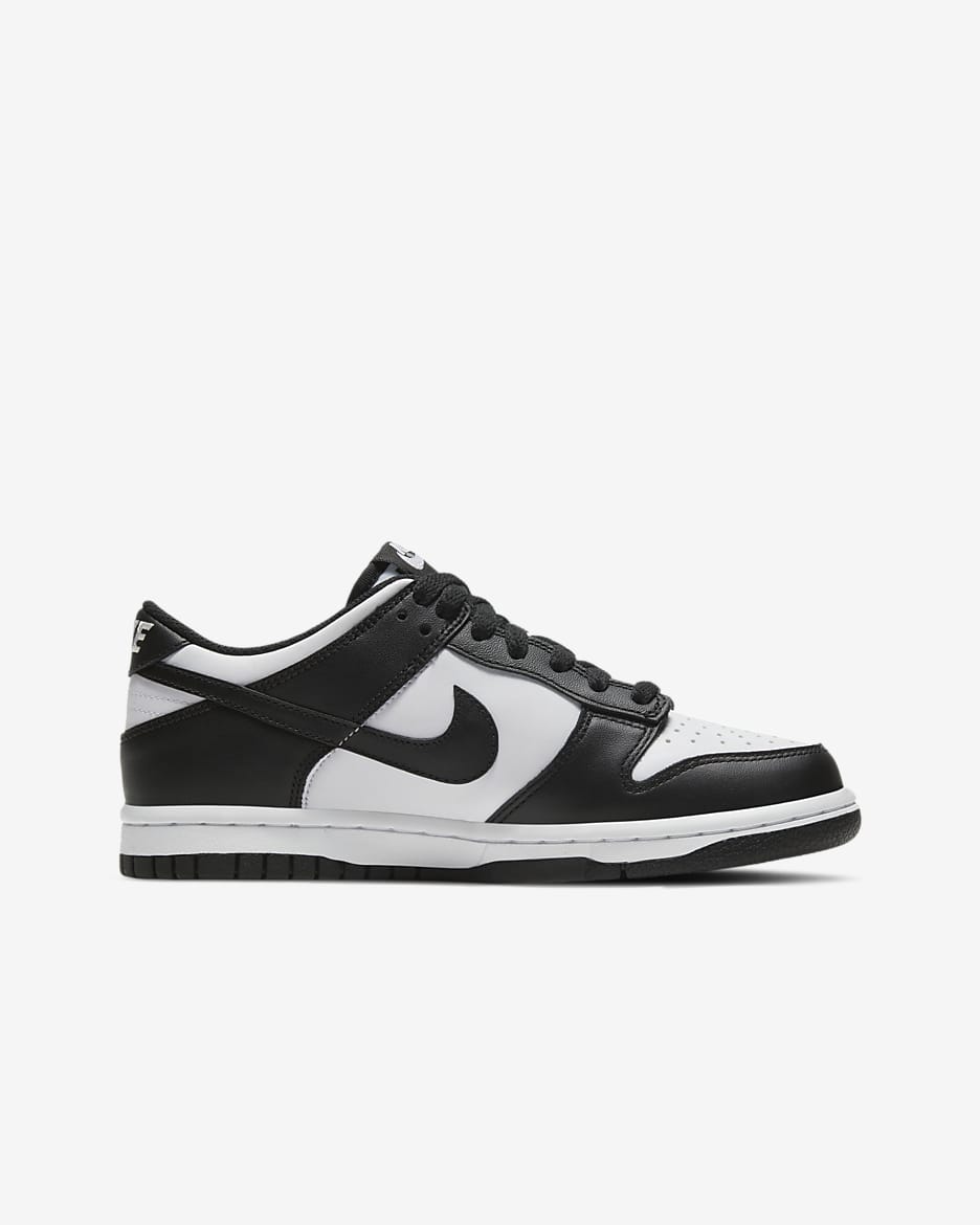 NIKE DUNK LOW